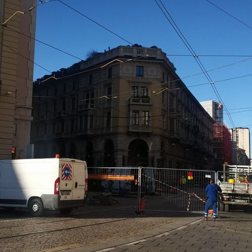 Fuga di gas in via Pietro Micca, entro venerdì torna il riscaldamento: bus ancora deviati