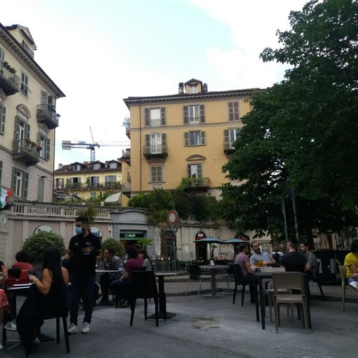 Movida, Circoscrizione 8: &quot;Esercenti hanno il diritto di lavorare in sicurezza, assembramenti vanno oltre&quot;