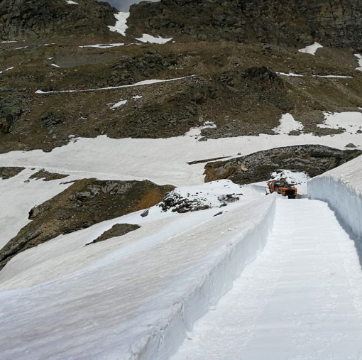 La strada provinciale 50 del Colle del Nivolet riaperta al traffico da venerdi: da sabato la 173 dell'Assietta