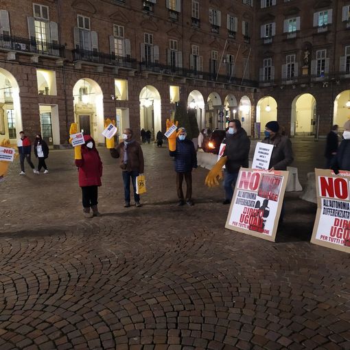 L'Associazione Volere la Luna in piazza Castello, a Torino