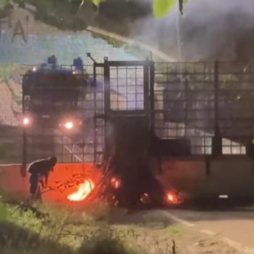 Immagini del blitz di ieri, tratte dal video pubblicato sulla pagina Facebook Notavinfo No Tav