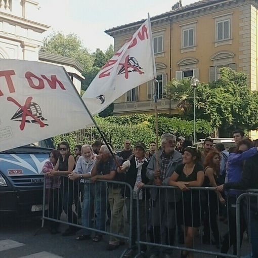 La Torino-Lione all'Unione Industriale: fuori la protesta dei No-Tav