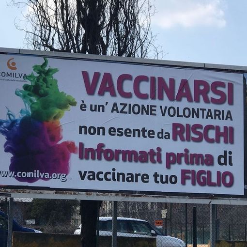 Ivrea, la mamma delle due bimbe non vaccinate: &quot;Continuerò la mia protesta finché non saranno ammesse a scuola&quot;