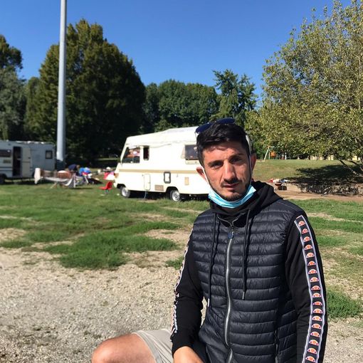 Piazza d’Armi, i nomadi ad Appendino: “Perché chiudere via Germagnano per aprire un altro campo?” [VIDEO]