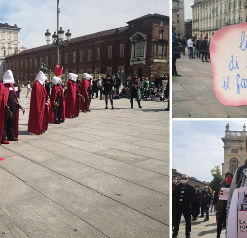 La manifestazione in piazza Castello, a Torino