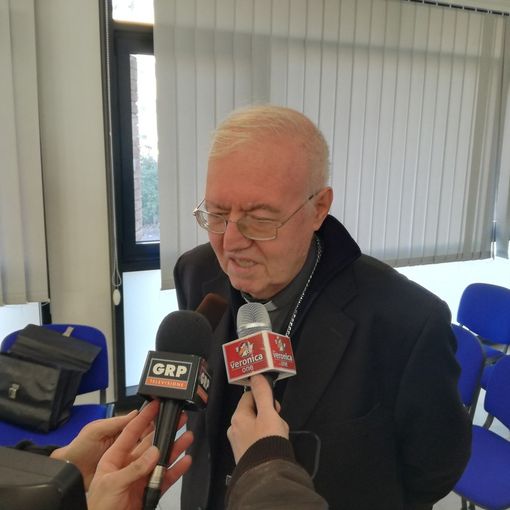Nosiglia: &quot;Gesù il primo migrante, bisogna dare soccorso ai poveri, ma uscendo dall'emergenza. Servono progetti per reinserire le persone&quot;