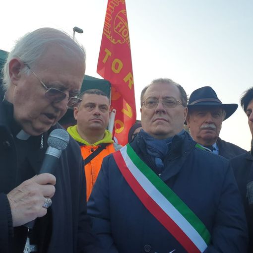 1° Maggio, l'Arcivescovo Nosiglia scrive ai lavoratori: &quot;Prego per loro, il sistema produttivo deve risollevarsi&quot;