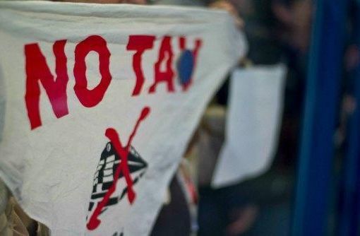 Manifestazione Sì Tav, Lele Rizzo (No Tav): &quot;La Torino-Lione usata soltanto come pretesto per dare battaglia alla giunta Appendino&quot;