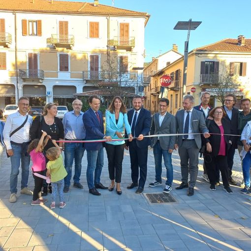 San Mauro, inaugurata la nuova piazza Europa
