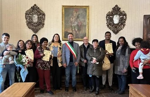 Moncalieri ti amo in tutte le lingue del mondo: 4 culture, 4 storie diverse per i nuovi cittadini