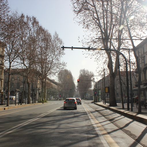 T-Red, &quot;piovono multe&quot; per il superamento della linea d'arresto e il non rispetto della svolta: sono 124mila