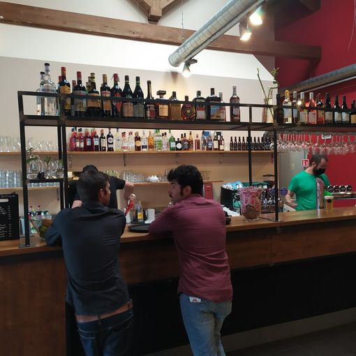 Aurora, il bar del Cecchi Point rivive grazie alla cooperativa sociale Raggio: “Saremo la cucina della casa del quartiere”