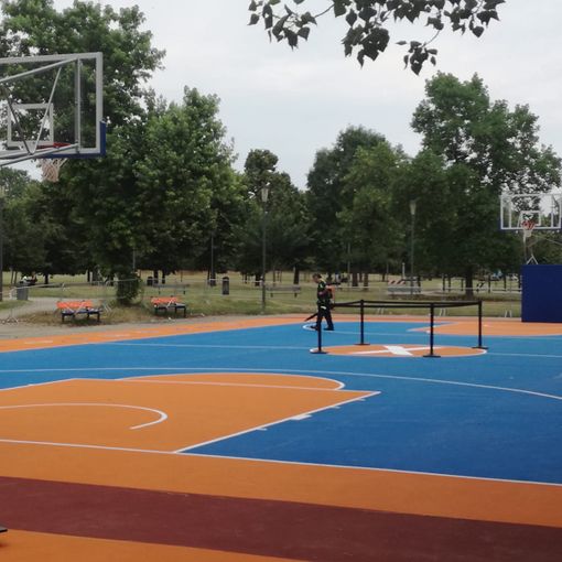 &quot;Fateci tornare a danzare e giocare a basket&quot;: oggi flash mob davanti alla Regione per il via libera agli sport di contatto