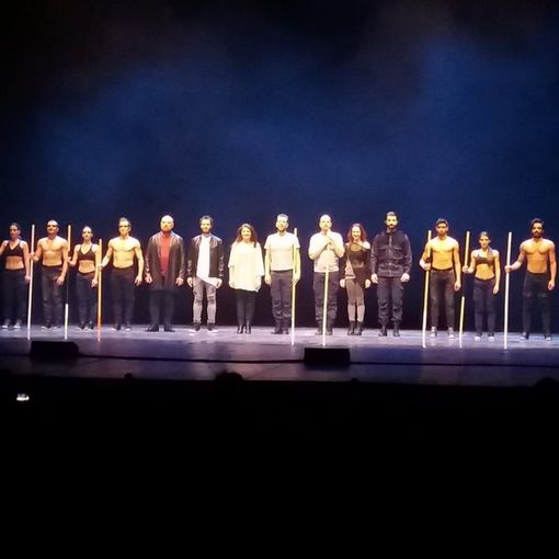 Otello maori, Desdemona grunge: a Torino sul palco uno Shakespeare di strada (FOTO)