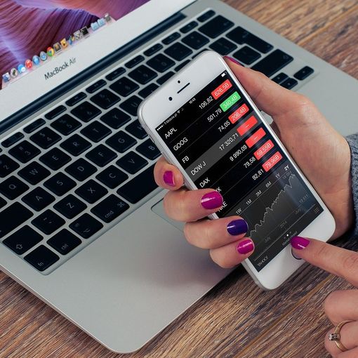 L'idea corretta di Conte: cashback di stato sui pagamenti digitali