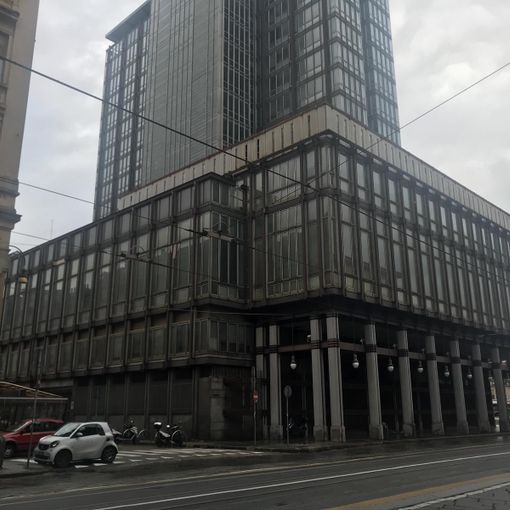 Dopo lo stop per il Covid, torna in vendita il grattacielo Rai di Torino
