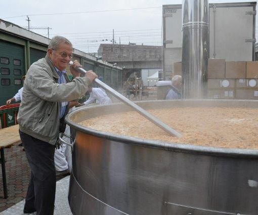 Moncalieri, scomparso Paolo Casto, fondatore della Tripa ‘d Muncalè