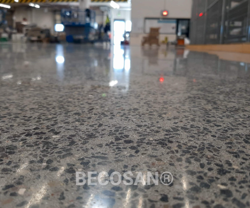 Pavimenti in cemento lucidato, una alternativa reale alla resina