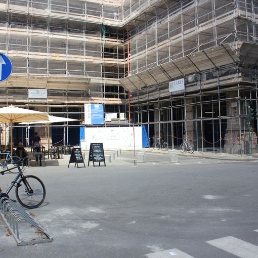 Pedonalizzazione in piazza Antonicelli, è lite: la sperimentazione divide i commercianti [VIDEO e FOTO]