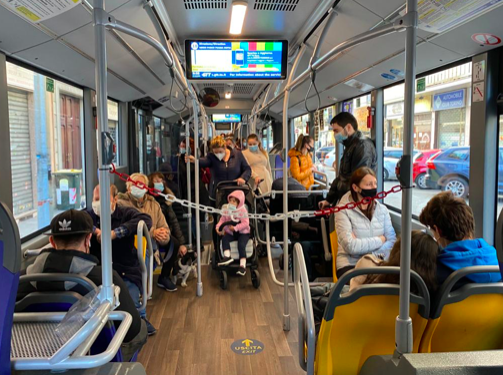 Pullman e tram accessibili ai non vedenti, Gtt: “A loro è consentito salire dalla porta anteriore”