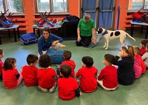 pet therapy scuole di nichelino