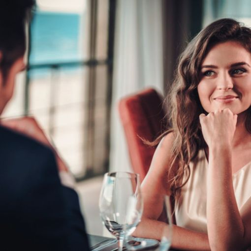 Gli uomini sono pronti per una vera relazione con una ragazza che lavora nell'industria degli adulti?