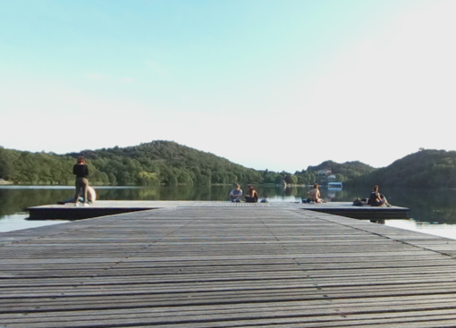 piattaforma lago sirio - foto d'archivio