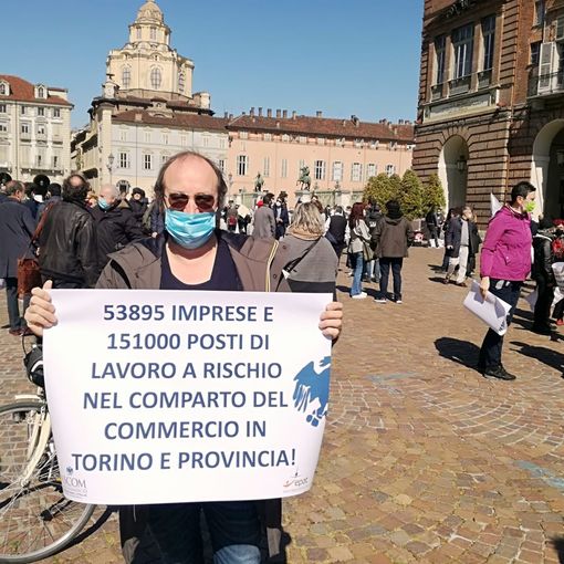 Maria luisa Coppa e Ascom in piazza