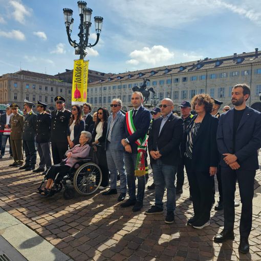 Tragedia piazza San Carlo, Torino ricorda Erika Pioletti e la Amato: &quot;Mia mamma Marisa aveva sempre il sorriso&quot; [VIDEO]