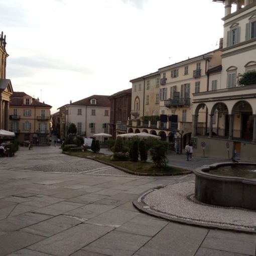 Da stasera il centro storico di Moncalieri torna vietato alle auto