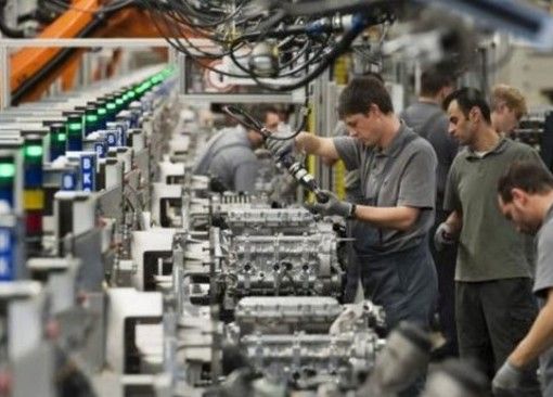 Indagine Cna: &quot;La crisi internazionale spaventa le piccole imprese e non le fa né investire né assumere&quot;