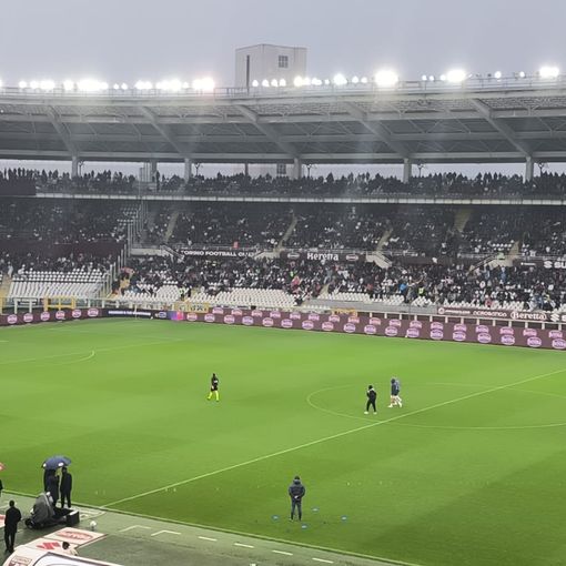Momenti di paura e pioggia fortissima durante Toro-Inter