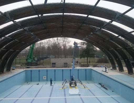 Lavori in ritardo di 4 mesi, ma la Piscina Colletta fa il conto alla rovescia: “Riapertura a giugno”