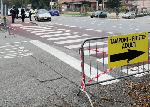 Da domani attivo il nuovo pit stop a Nichelino. In città e a Moncalieri superata la soglia dei 1000 positivi al coronavirus