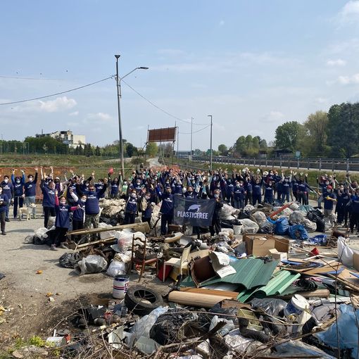 I volontari di Plastic Free