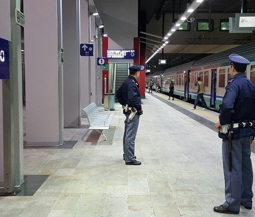Caos treni: un incendio tra Porta Nuova e Porta Susa blocca la circolazione ferroviaria per oltre un'ora