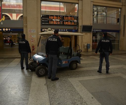 9 persone indagate e 3.344 identificate: i numeri del bilancio settimanale dell'attività di controllo della Polizia nelle stazioni del Piemonte