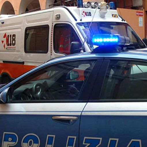 Madre e figlio investiti sulle strisce pedonali