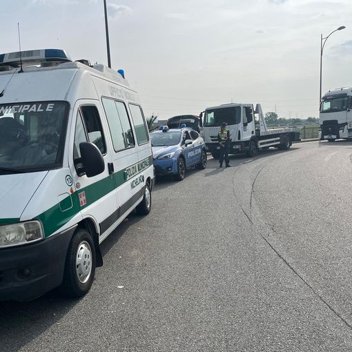 Gli agenti hanno aumentato i controlli lungo via Scarrone