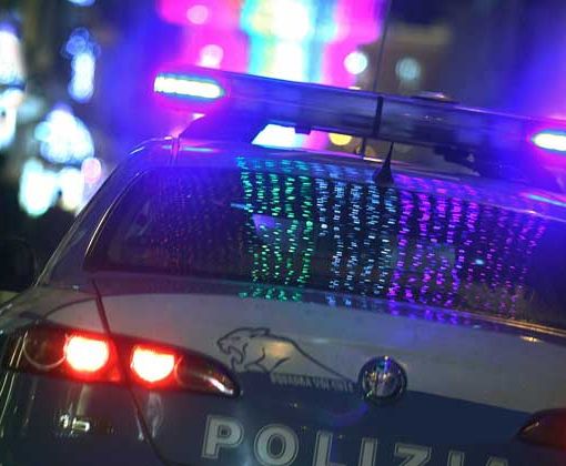 Aggredito mentre passeggiava in Barriera: 51enne in manette per tentata rapina