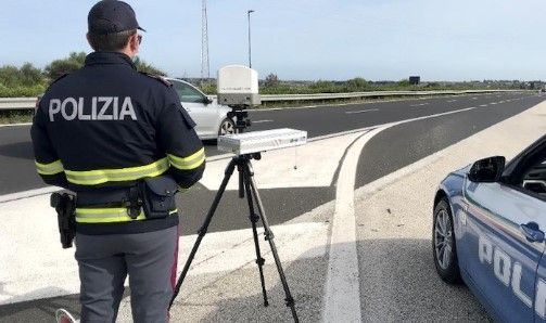 Contro i 'furbetti della velocità' intensificati i controlli sulla A32 Torino-Bardonecchia