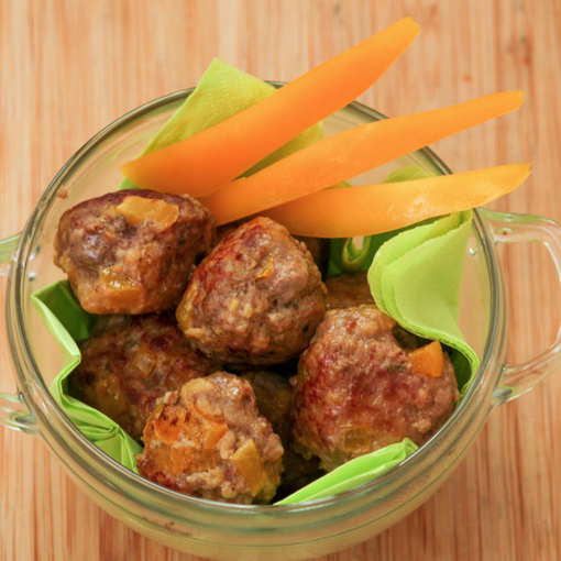 Felici e Veloci, le nuove (video)ricette di Fata Zucchina. Oggi polpette di carne e peperone