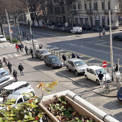 Ricca: “Appendino mette in ferie il 50% della Polizia Municipale di Torino. Il risultato? Porta Palazzo piena di persone per le strade”