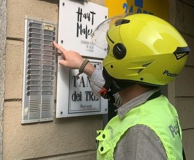 Poste italiane cerca portalettere nella provincia di Torino: ultimi giorni per candidarsi