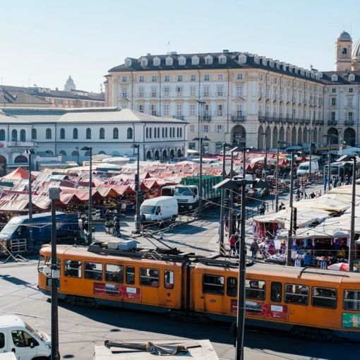 Arriva la fumata bianca per Porta Palazzo, il mercato all'aperto riapre il 4 maggio