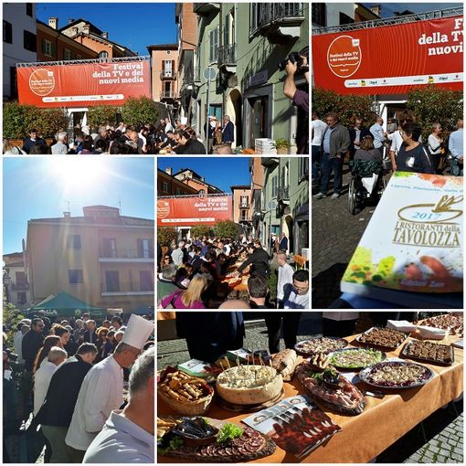 Successo per il nostro quotidiano alla presentazione dei 'Ristoranti della Tavolozza' a Dogliani nel Festival della Tv e dei Nuovi Media Successo per il nostro quotidiano alla presentazione dei 'Ristoranti della Tavolozza' a Dogliani nel Festival della Tv e dei Nuovi Media