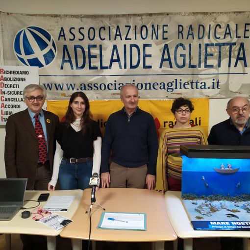 “Mare nostrum”, il presepe radicale ai tempi dei decreti sicurezza