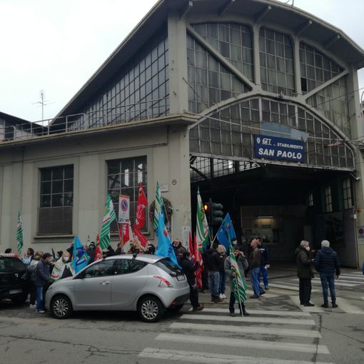 Presidio lavoratori pulizie GTT