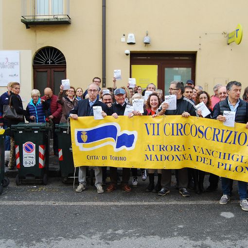 Poste Italiane congela la chiusura di quattro uffici postali a Torino
