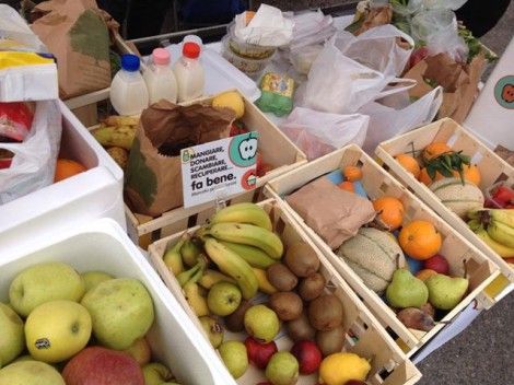 Il progetto &quot;Fa bene&quot; per diminuire gli sprechi alimentari anche nei mercati rionali